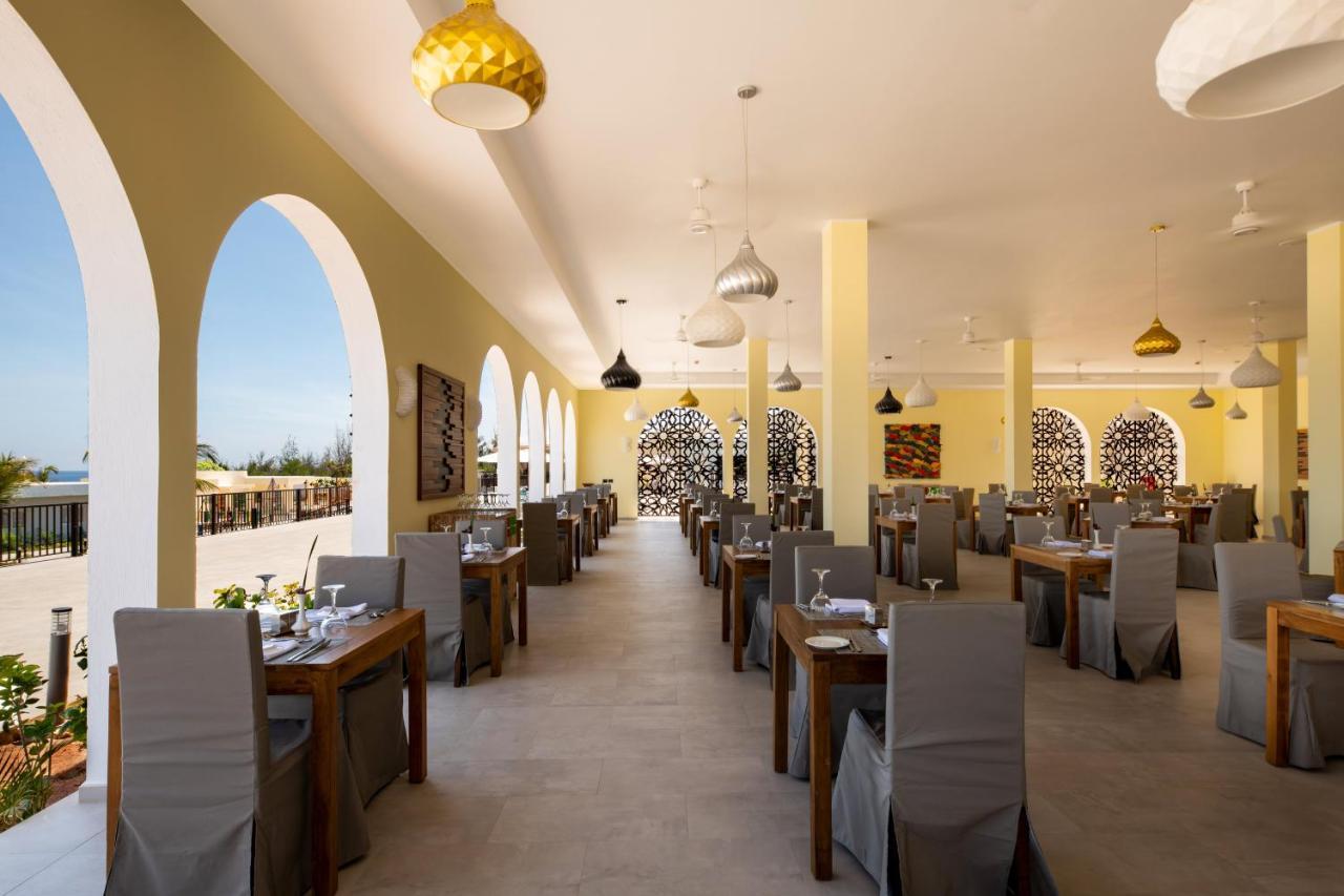 فندق The Mora Zanzibar ماتيموي المظهر الخارجي الصورة Restaurant